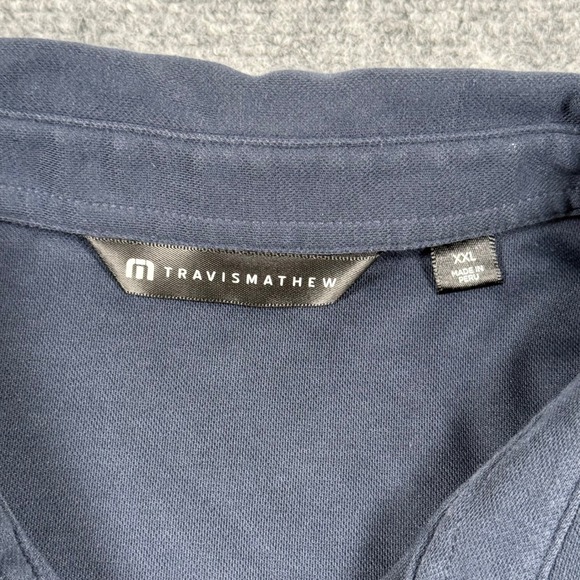 Travis Mathew Polo Shirt XXL Golf Blue Hula‎ Girl Feather Print Men's - Picture 3 of 7